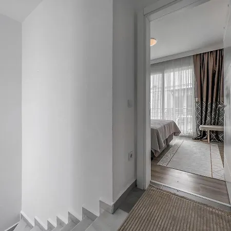 Βίλα Duplex Villa In Yalikavak With A Beautiful Garden